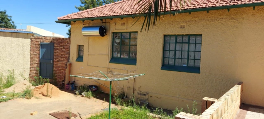  Bedroom Property for Sale in Herlear Northern Cape